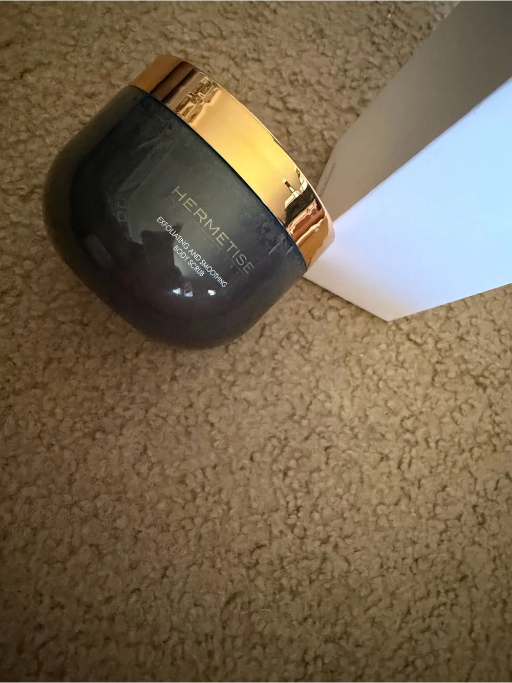 Hermetise Exfoliating and Smoothing Body Scrub - Brown